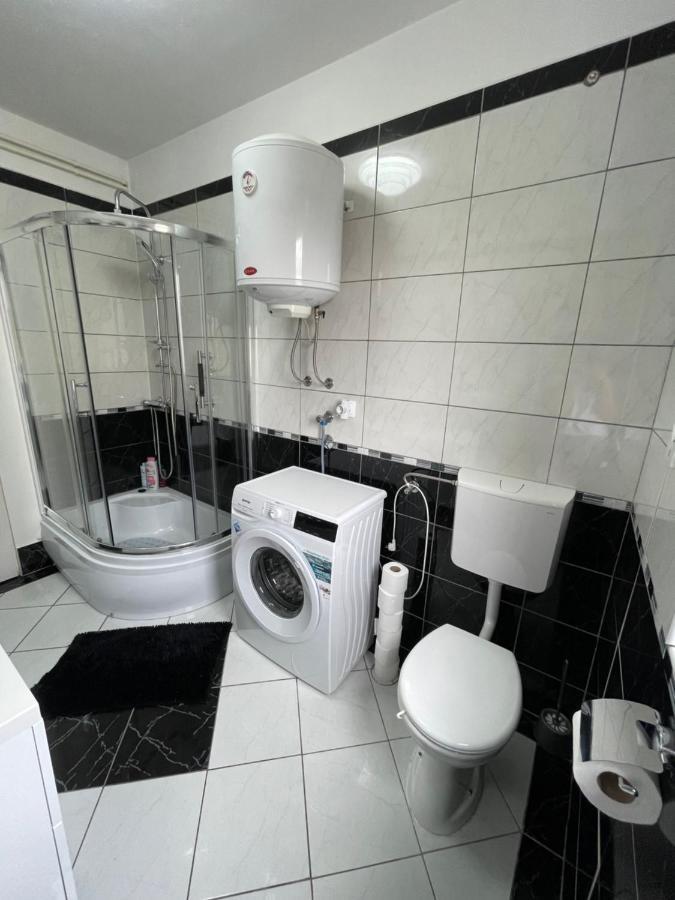 Apartment Mimoza 1 self check-in, self check-out Otočac Esterno foto